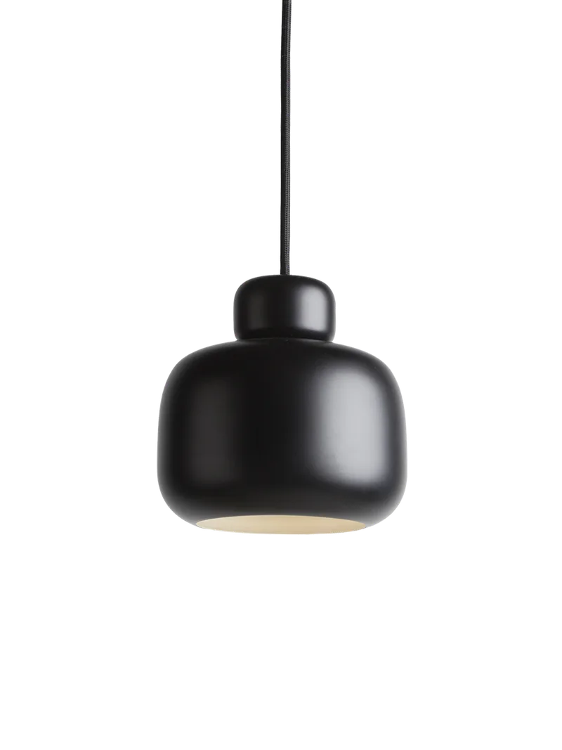 Stone Pendel (lille) by WOUD in Sort – product photo 2 of 3