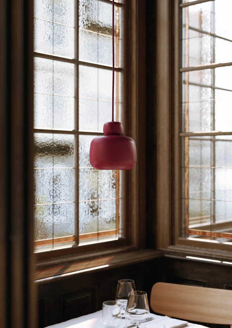Stone Pendel (lille) by WOUD in Deep red – interior photo 1 of 3