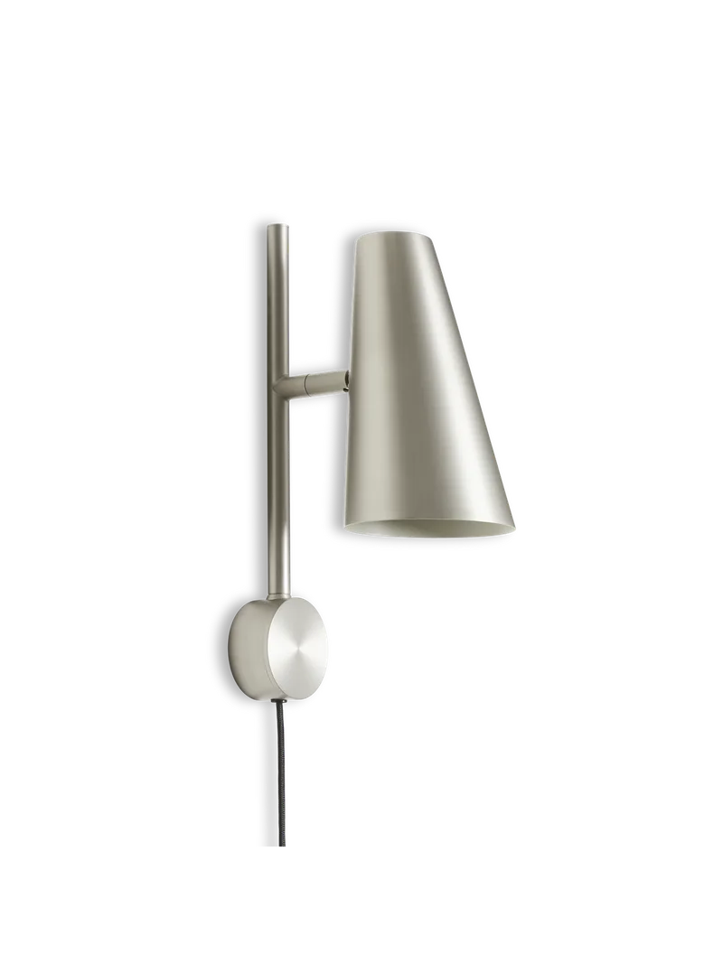 Cono Væglampe von WOUD in Børstet metal finish – Produktfoto 2 von 4