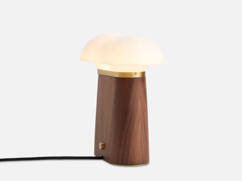 Nova Bordlampe von WOUD in Valnød – Produktfoto 3 von 5
