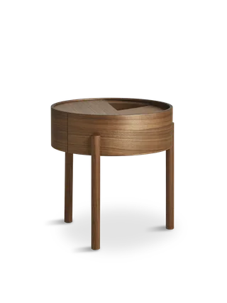 Arc Sidebord (42 cm) by WOUD in Valnød – product photo 1 of 4