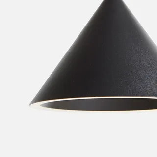 Annular Pendel (lille) by WOUD in Sort – product photo 3 of 5