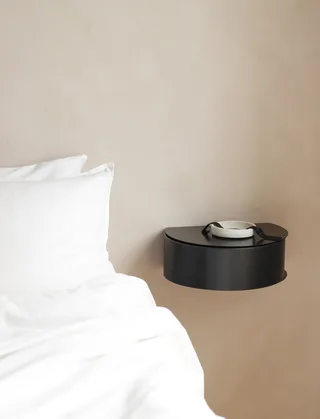 Wallie Hylde by WOUD in Sort – interior photo 3 of 4