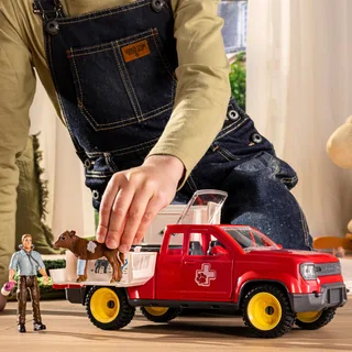42727 Veterinarian Pick-up at the Farm by Schleich – interior photo 2 of 4